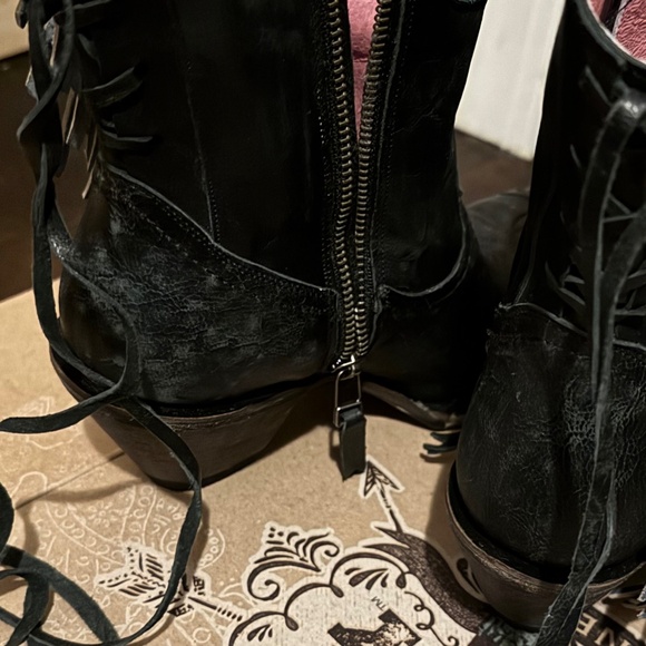 Junk Gypsy Spirit Animal Boots 6 - Picture 11 of 16